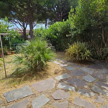 Ai Piani D'invrea Vicino Al Mare Con Giardino *